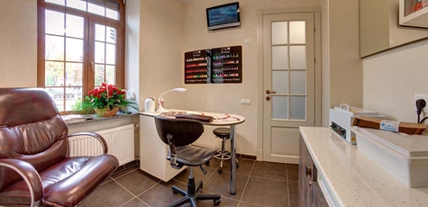 Manicure and pedicure with gel at «Dali Deluxe»