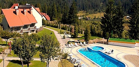 From 2 nights with breakfasts in Perlina Karpat