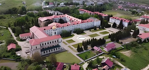 https://cdn1.pokupon.ua/uploaded/new_campaign_pictures/939323/data/main620x292/photo_5348164509468061155_y.jpg?1749505227