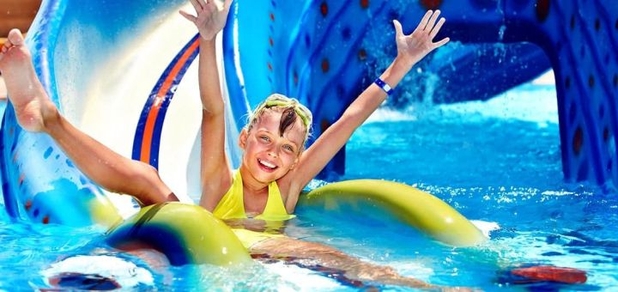https://cdn1.pokupon.ua/uploaded/new_campaign_pictures/940336/data/main620x292/fille-parc-aquatique-couvert.jpg?1750401749
