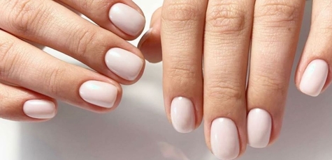 Манікюр та педикюр з покриттям у «LinaV Nails»