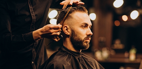 Men's haircut at the beauty salon Garnaya