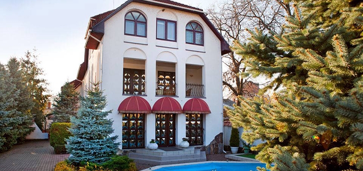 https://cdn1.pokupon.ua/uploaded/new_campaign_pictures/945308/data/main720x340/hotel-eduard-front-960x500-1.jpg?1758180446