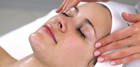 Facial cleansing with peeling by Svetlana Matyash