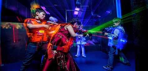 До 30 минут игры в космический лабиринт Laser Tag