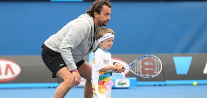 https://cdn1.pokupon.ua/uploaded/new_campaign_pictures/946614/data/main720x340/kids-tennis-australian-open20190114-20382-1uj9yub20190812-11417-16s98u220210813-4055588-98safk20220518-3409574-1p1kjx920221024-3753571-1lpuo8620251008-660495-1ys467620251008-669106-11dig8j.jpg?1759922797