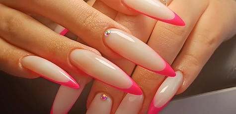 Маникюр и педикюр с гель-лаком в «Beautyjcafe»