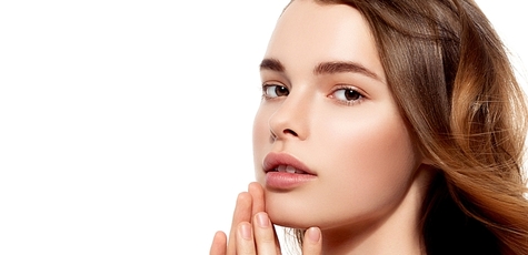 До 5 сеансів RF-ліфтингу обличчя, шиї та декольте