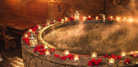 Купание в чане для пары в будние в «Баня Афродиты»