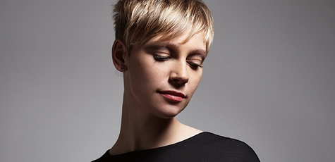 Женская стрижка «Fade» в барбершопе «Белая борода»