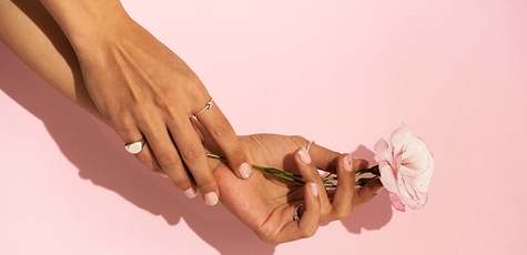 Manicure and pedicure with gel polish at Be Unique