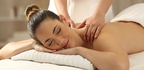 До 5 сеансов массажа живота, шеи или стоп в «Soma»