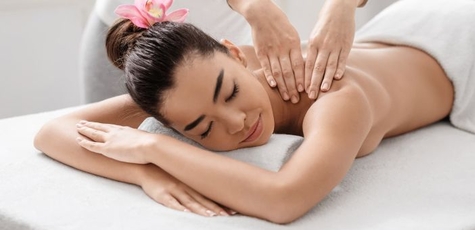 До 5 сеансов массажа на выбор в «Disi hub»