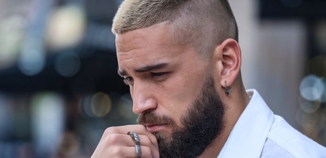 Мужская стрижка с коррекцией бороды в «White Star»