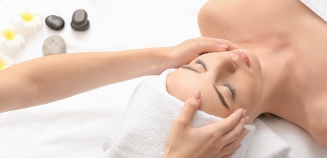 Facial cleansing by cosmetologist Galina Lenyo