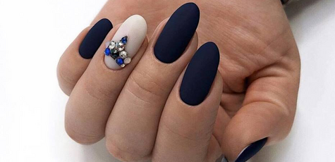 Маникюр с покрытием гель-лаком в «Dali Deluxe»