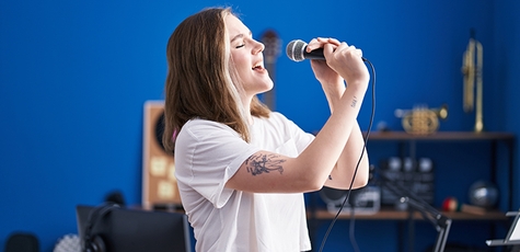 До 4 занять вокалом у студії «В такт»