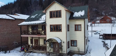 От 2 ночей с питанием в «У Зумера» в Карпатах