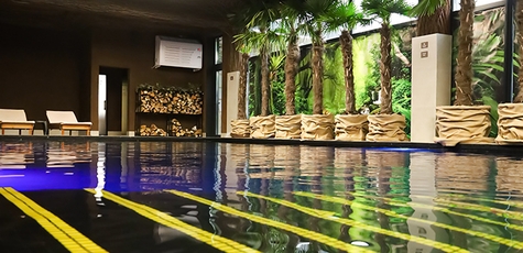 Від 2 ночей зі сніданками у котеджах «Starbath»