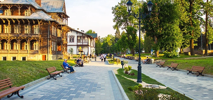 https://cdn1.pokupon.ua/uploaded/new_campaign_pictures/956953/data/main720x340/tour-truskavets-gallery-1.jpg?1773071321