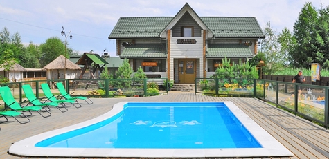 От 2 ночей отдыха с питанием в «Nester-House»