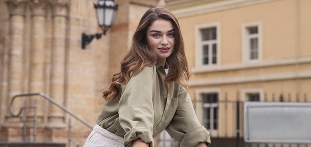 https://cdn1.pokupon.ua/uploaded/new_campaign_pictures/957925/data/main620x292/side-view-woman-riding-her-bicycle-city.jpg?1774360353