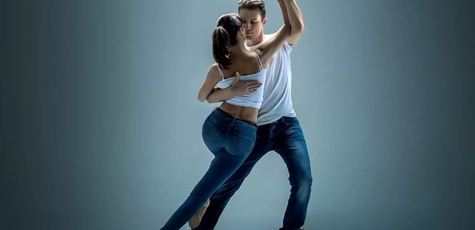 До 8 занятий Кизомбой в «Ola Dance Studio Kyiv»