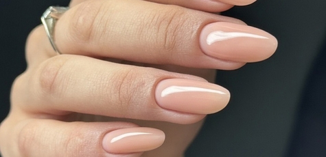 Японський манікюр у студії «Gloss up nails»