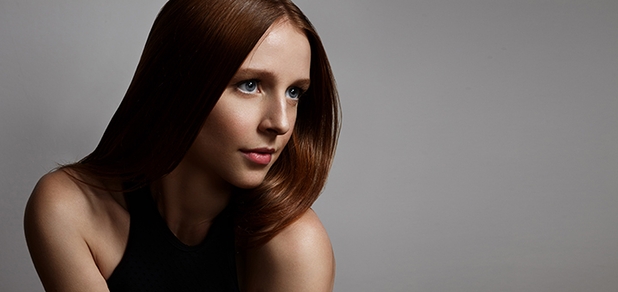 https://cdn1.pokupon.ua/uploaded/new_campaign_pictures/961719/data/main620x292/redhead-girl-with-blue-eyes-grey-background.jpg?1780061336