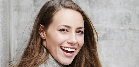 Discount on teeth whitening at Zhuravlina