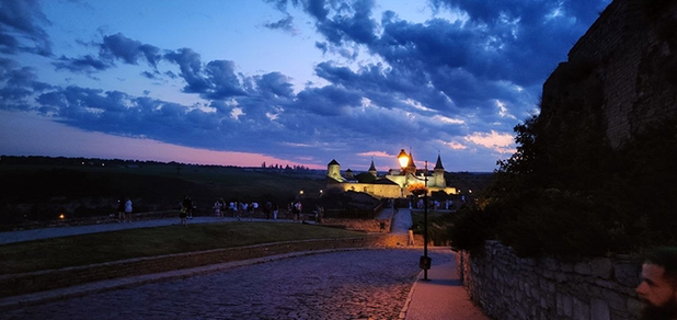 https://cdn1.pokupon.ua/uploaded/new_campaign_pictures/965686/data/main620x292/photo_2023-09-27_18-30-24.jpg?1787919779