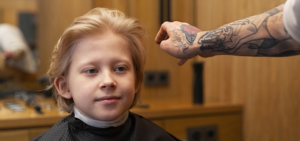 https://cdn1.pokupon.ua/uploaded/new_campaign_pictures/965687/data/main620x292/child-getting-haircut-salon.jpg?1787900191