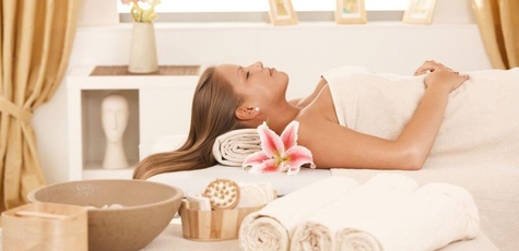 Up to 2 sessions of royal SPA programs